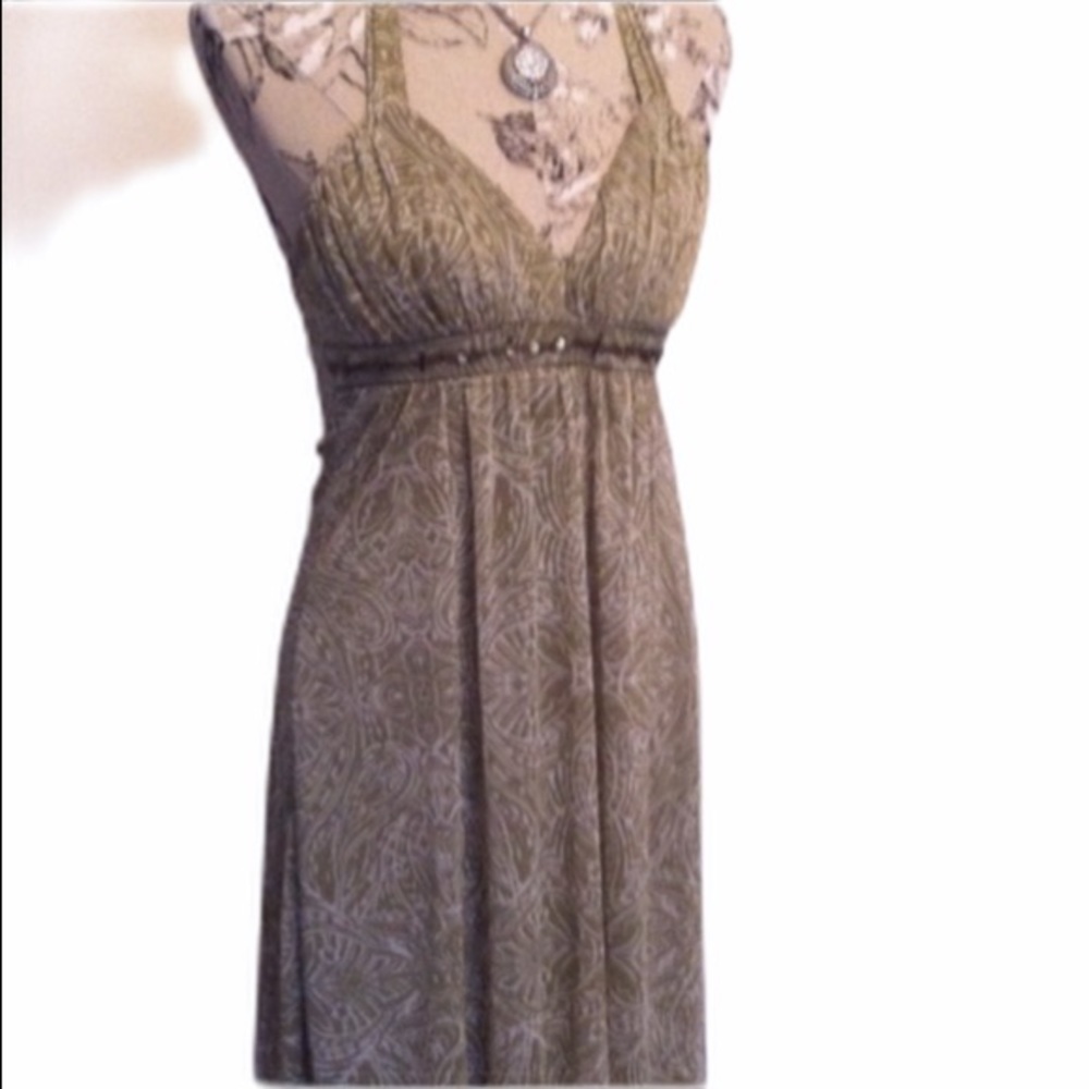 🆕 City Triangles Green Gold Sequin Halter …